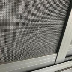 Lắp đặt Cửa lùa tháo lắp, lưới Inox 304 sợi 50 ray U, có nẹp che Gioăng